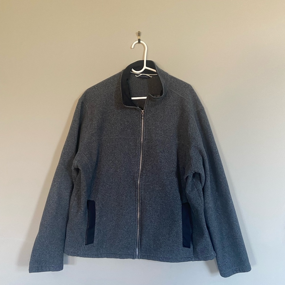Men’s fleece zip up